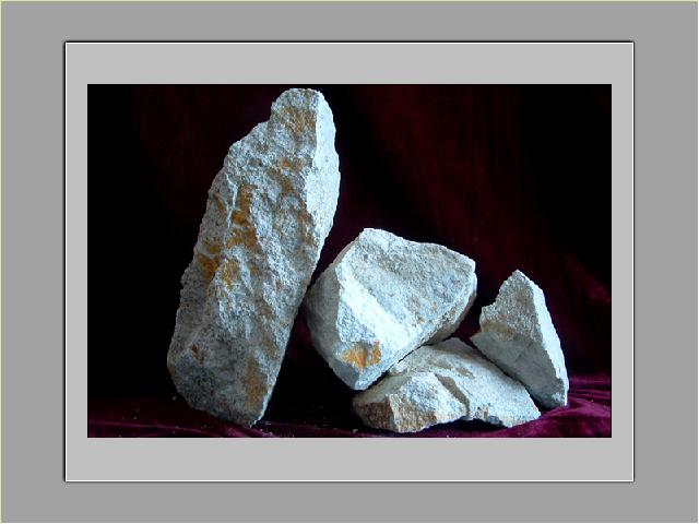 四年级下册科学“岩石和矿物”《各种各样的岩石》(科学下第7页